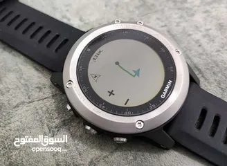  9 ساعة Fenix 3 للبيع او البدل بساعة هواوي ممتازه للملاحة وجميع الرياضات