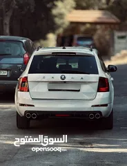 2 سكودا لعبة  للبيع او البدل
