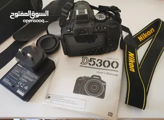  1 كاميرا Nikon D5300