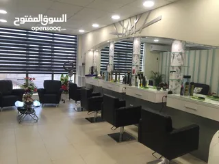  1 صالون نسائي