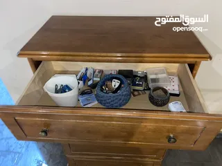  4 خزانة كنادر