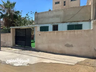  10 بيت للايجار