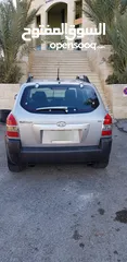  4 هيونداي توسان 2006