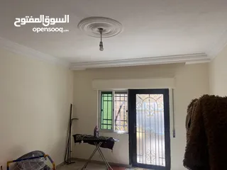  15 شقه للبيع الجبيهه شبه ارضي  حي ام زويتينه تشطيب سوبر ديلوكس البيع بداعي السفر