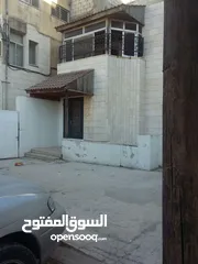  2 بيت 3 طوابق دوبلكس للبيع