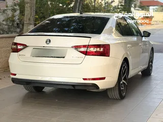  9 سكودا سوبيرب موديل2020 وترخيص 2019 فحص ممتاز ولا غرام بويه  مطور 1500 بنزين