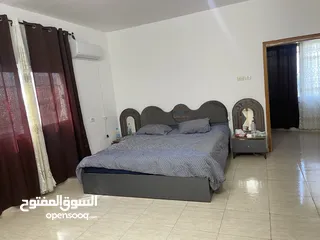  6 بيت مستقل للبيع