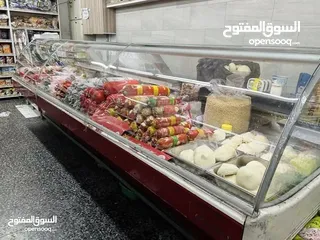  2 ثلاجة عرض بحالة ممتازة