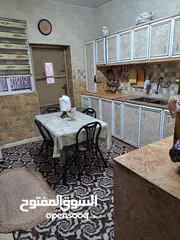 14 عمارة سكنية