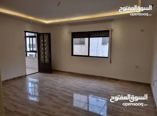  11 شقه لللبيع (جبل الحسين / شارع طبريا / عماره 67)