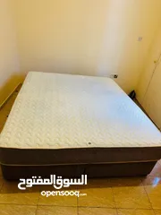  1 Bed with matress king size (Home Center)