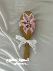  3 فرش شعر مرسوم عليها حسب الطلب ويتوفر رسم اشخاص مناسبة ك هدية رح يحبوها كتير سعرها رخيص بس بتصنع اثر