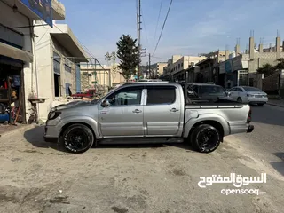  2 هيلوكس 2015 للبيع