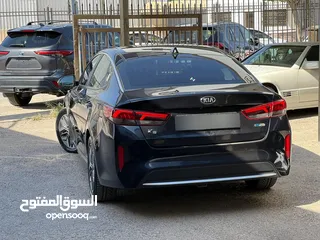  3 للبيع  كيا k5 2020 فحص كامل ولا ملاحظه  جمرك حديث  فل الفل عدا الفتحه عداد 100 الف كيلو لون مميز من