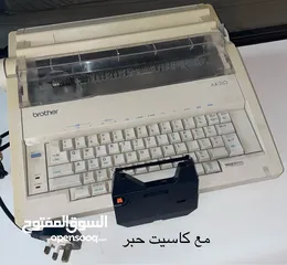  25 3 آلات طابعة يدوية وواحدة كهرباء . الاسعار والتفاصيل في الوصف.