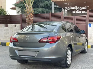  11 أوبل أسترا 2018 بحالة ممتازه فحص 7 جيــــــــــد للبيع