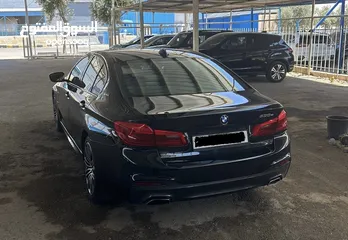 3 BMW 530e 2018 kit M فل مواصفات