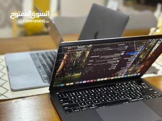  10 ماك بوك مستعمل استعمال بسيط بطاريه 100٪؜ امريكي  MacBook Pro 2020 SSD: 512GB RAM: 16GB