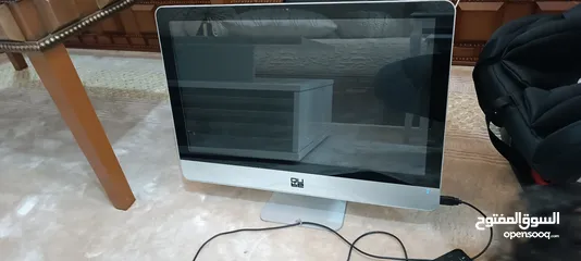  1 كمبيوتر شاشة للبيع