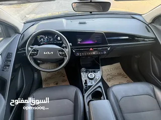  8 كيا نيرو كهرباء 2023