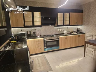  10 شقة مفروشة فاخرة في ضاحية الرشيد