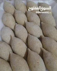  18 مطعم معجنات للبيع يعمل منذ 1995لغايه الان بشكل ممتاز  موقع ممتاز وله زبائن تبحث عن الجوده والطعم