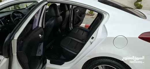  12 للبيع كيا K3 ,موديل 2017