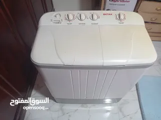  2 غساله مع نشافه استعمال بسيط للبيع بسعر مغري