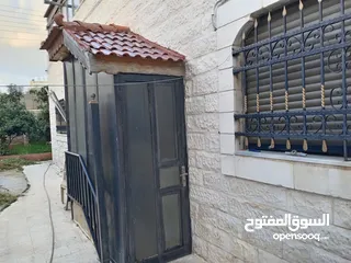  3 منزل للبيع في العلكوميه خلف مسجد صلاح الدين