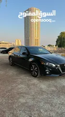  5 Nissan altima 2021 SV