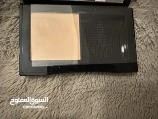  1 Shiseido compact powder foundation