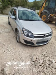  5 اوبل استرا بصلاة عنبي