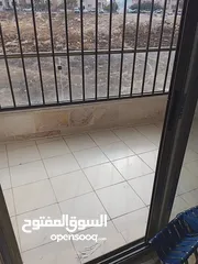 26 شقة للبيع في ابو نصير حي أمانة بسعر مغري وقابل للتفاوض للجادين فقط