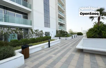  2 استديو لقطه كامل الخدمات مؤنث بالكامل بمسبح خاص وحديقه والسعر غير قابل للمنافسه بادر بالحجز