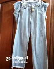  12 فستان وطقم شبه جديد استعمال مرتين بس