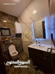  19 شقة فاخرة - خلدا - 3نوم 1ماستر - تدفئة غاز - بإطلالــــه مميزة - قرب الخدمات - موقع هادئ ومميز