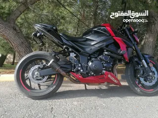  12 سوزوكي gsxs750