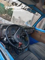  3 سيارة شحن تيوتا 1984