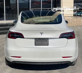  7 Tesla Model 3 Standard plus 2020