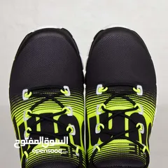  6 Reebok Zpump running shoes Black/Yellow size 7