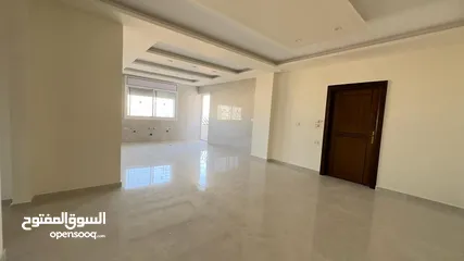  18 شقة جديدة للبيع طابق ارضي مدخل مستقل مع مطبخ راكب دوار الثقافة