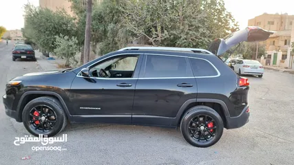  15 جيب شيروكي 2015 sport & Black Edition  كرت ابيض ماتور اقتصادي