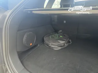  14 تويوتا راف rav4 plugin hybrid 2023/22 الافخم في البلاد.