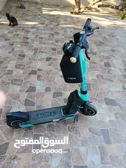  4 سكوتر للبيع مع كفاله ست اشهر وشاحن اصلي ومفتاحبن وبطارية جديدة