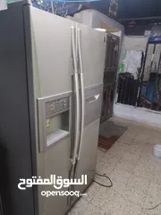  1 ثلاجه بابين نوع دايو لون سلفر شغاله ع الفحص بصلاه ع النبي للبيع بسعر حرق 150 دينار