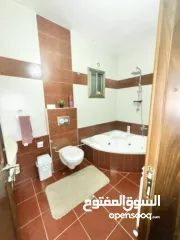  8 شقة مفروشة خلف كازية الهدىً في الطيرة