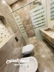  21 شقه في ضاحية النخيل للبيع فاخره جدا موقع مميز مطله على طريق المطار