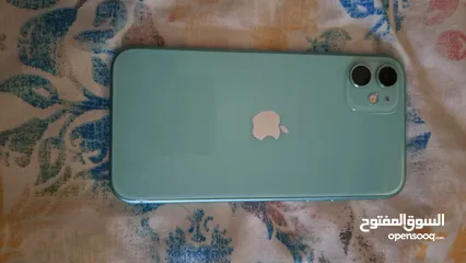  2 APPLE IPHONE 11