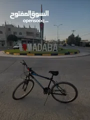  3 بسكليت جنط 26 امريكي للبيع بحالة جيدة