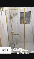  4 ( GLASS AND SECURIT ) حجير  زجاج سيكوريت: الأمان والأناقة في آن واحد..  " لحماية فائقة ومظهر عصري "